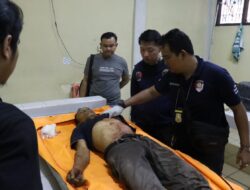 Cekcok Mulut Berakhir Saling Tusuk